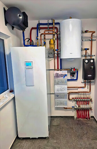 https://highgatehotwater.com.au/uploads/2025/06/electric-hot-water-system-16929.jpg