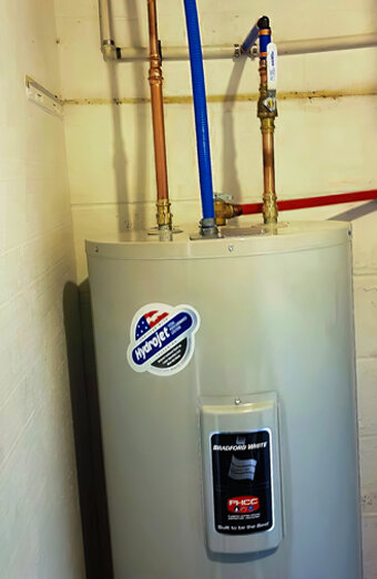 https://highgatehotwater.com.au/uploads/2025/06/electric-hot-water-system-32554.jpg