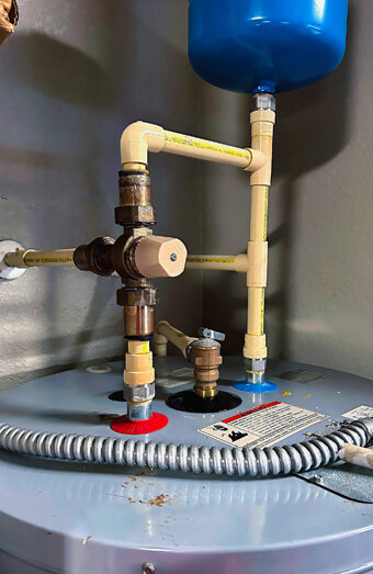https://highgatehotwater.com.au/uploads/2025/06/electric-hot-water-system-73015.jpg