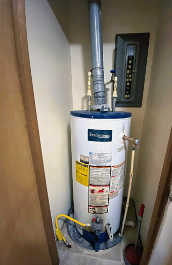 https://highgatehotwater.com.au/uploads/2025/06/gas-hot-water-system-40702.jpg