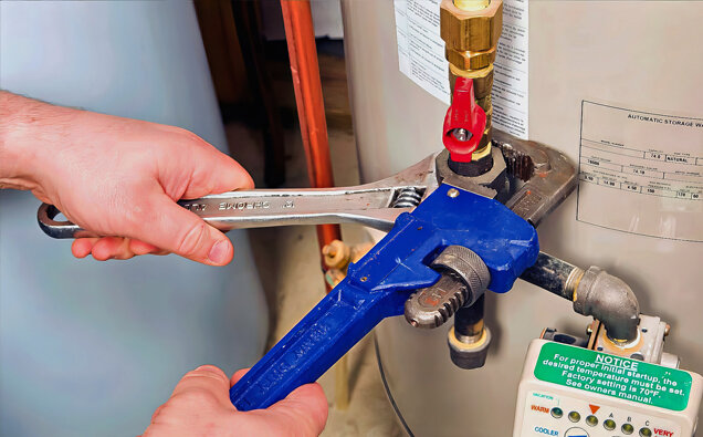 https://highgatehotwater.com.au/uploads/2025/06/hot-water-servicing-75260.jpg