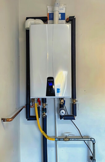 https://highgatehotwater.com.au/uploads/2025/06/instant-hot-water-systems-63860.jpg
