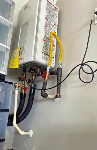 https://highgatehotwater.com.au/uploads/2025/06/instant-hot-water-systems-65049.jpg